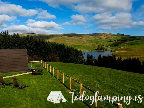 Forester's Retreat Glamping - Cambrian Mountains View