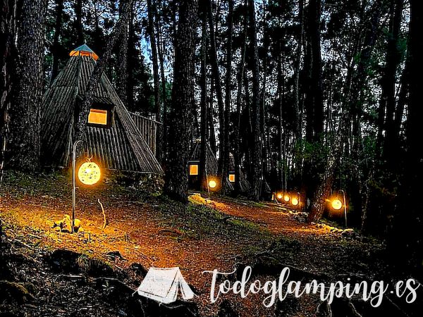 Glamping The Teepee